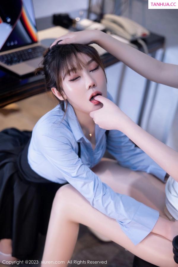 萌汉药baby  [XiuRen]高清写真图 2023.04.27 No.6645 Arude薇薇 合集美腿第16张图片